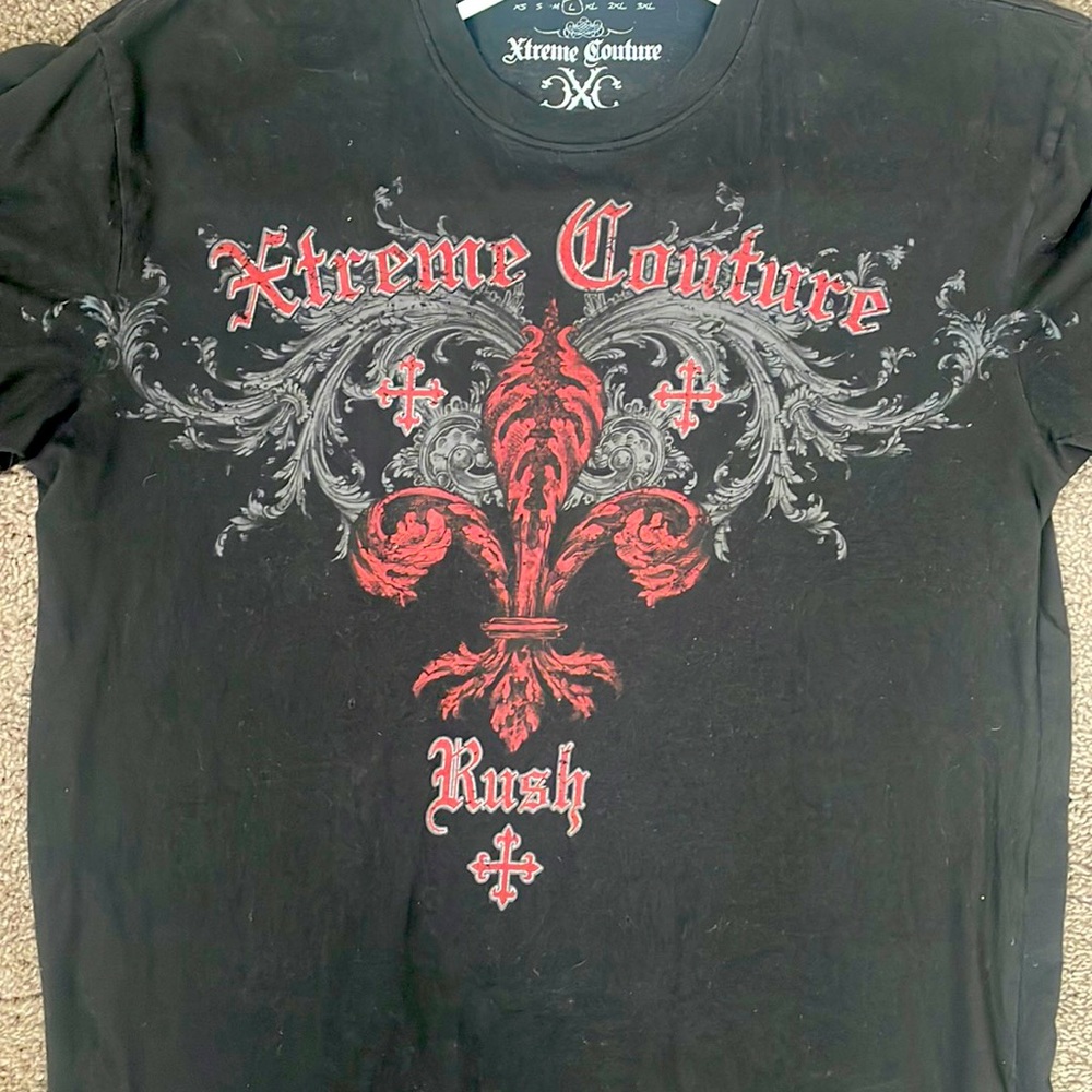 Large Xtreme Couture T-shirt
